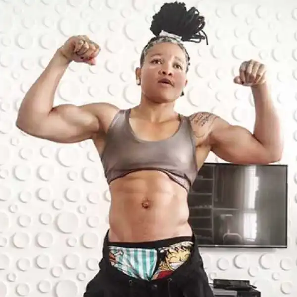 Footballer Chichi Igbo flaunts ripped abs in new photos